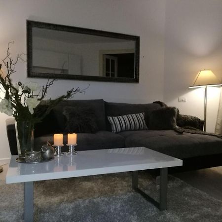 Metropole Apartments Invilla Old City Bükreş Dış mekan fotoğraf