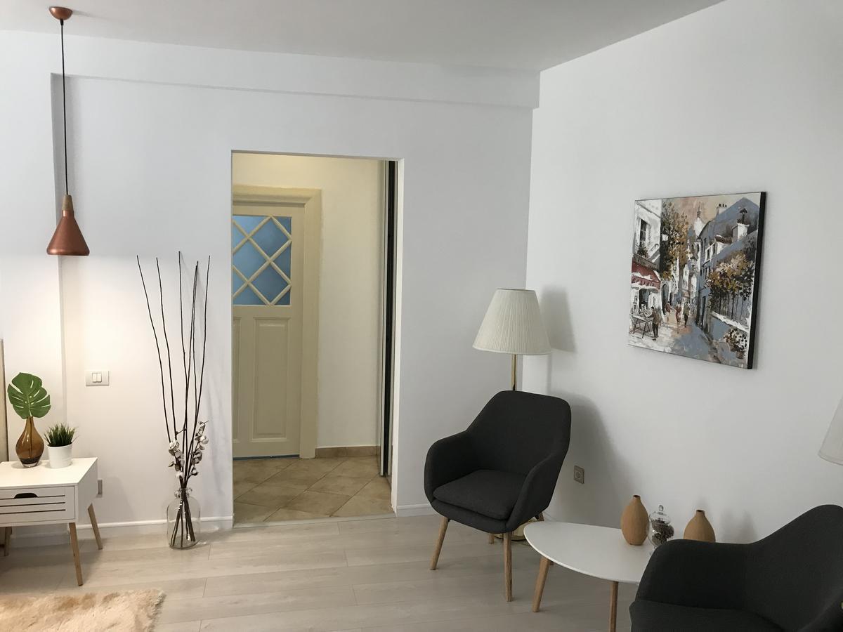 Metropole Apartments Invilla Old City Bükreş Dış mekan fotoğraf