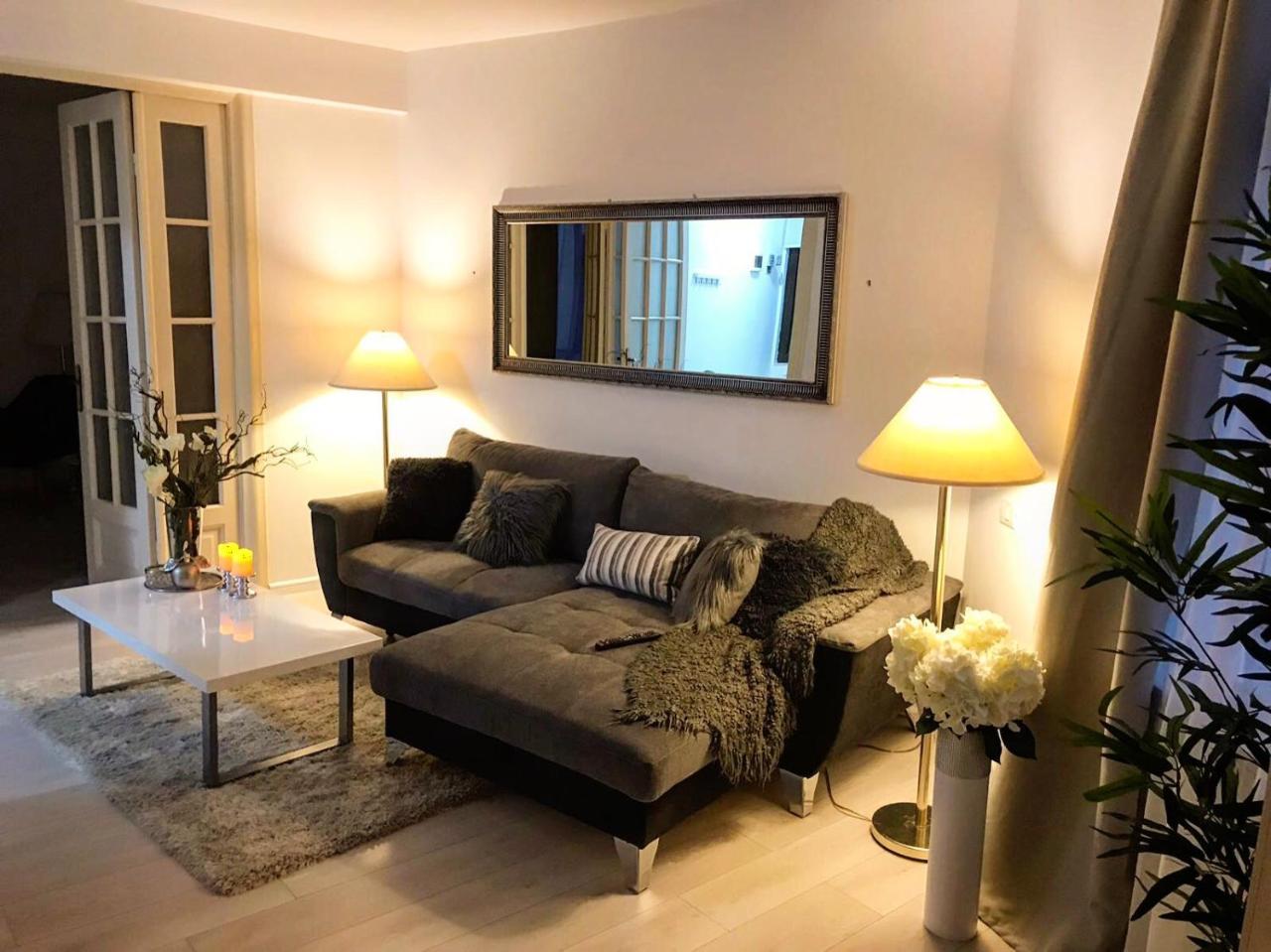 Metropole Apartments Invilla Old City Bükreş Dış mekan fotoğraf