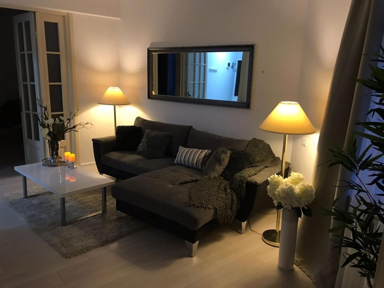 Metropole Apartments Invilla Old City Bükreş Dış mekan fotoğraf